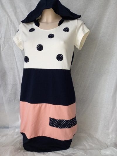 TUNIKA MARUŠA S KAPUCO