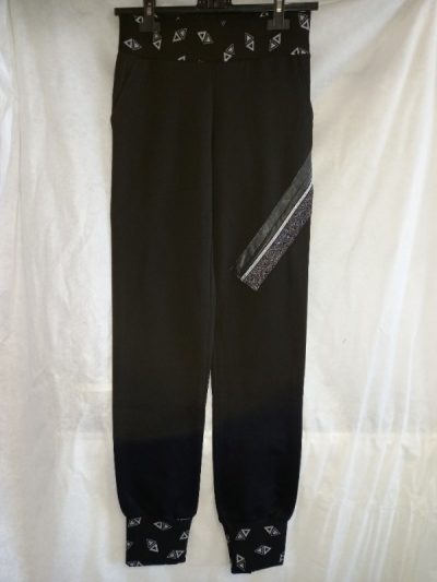 Ž.HLAČE LOTI ČRNE